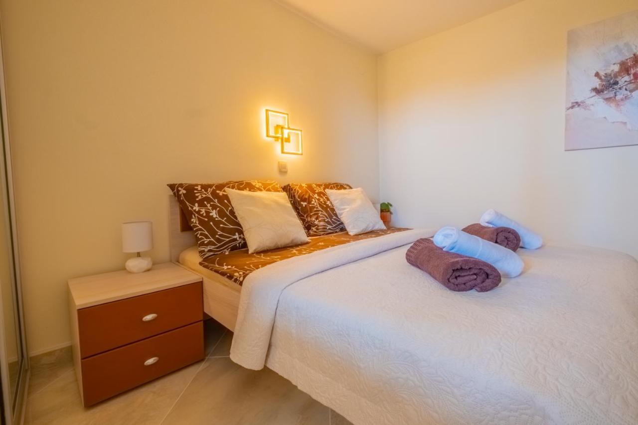 Apartments Laganini โนวีวีโนดอลสกี ภายนอก รูปภาพ